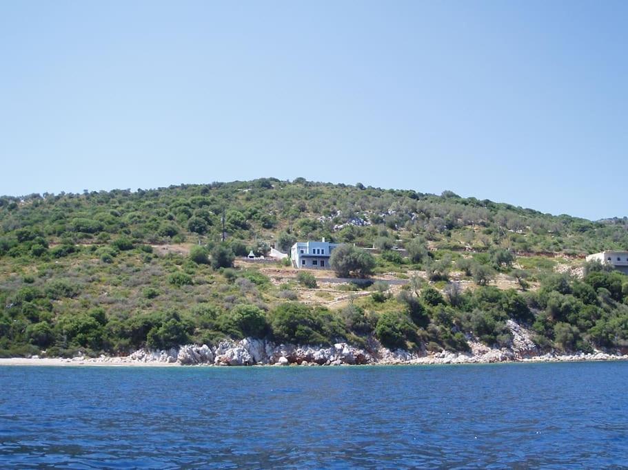 Villa With Breathtaking Views And Private Beach Agios Dimitrios  Экстерьер фото